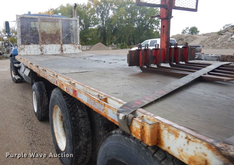 image for item JQ9321 1996 Mack CL713  crane truck