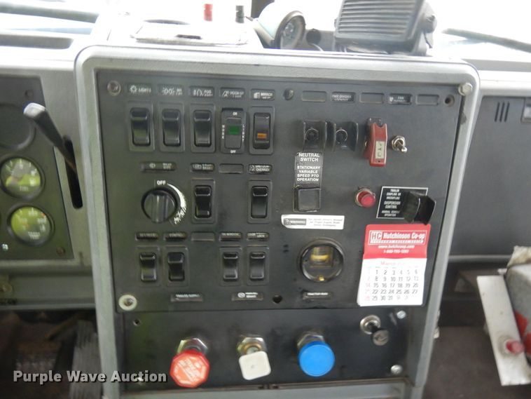 image for item JQ9321 1996 Mack CL713  crane truck