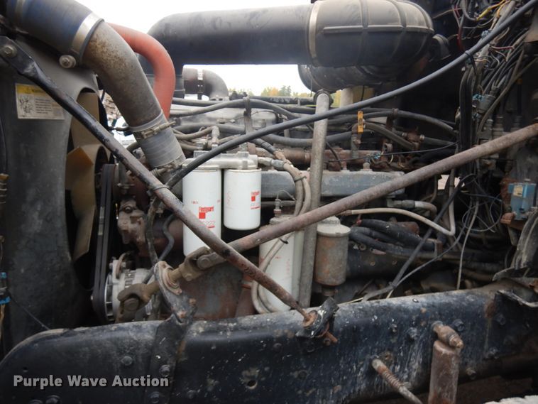 image for item JQ9321 1996 Mack CL713  crane truck