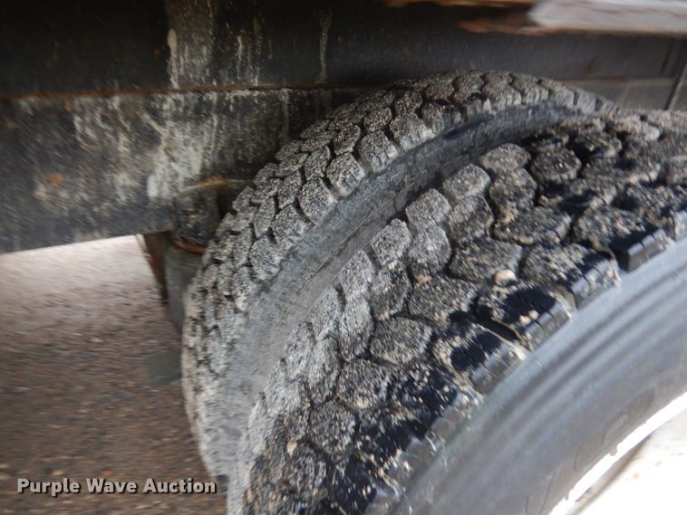 image for item JQ9321 1996 Mack CL713  crane truck