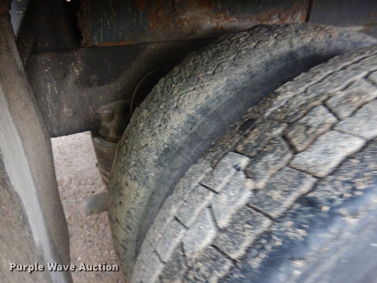 image for item JQ9321 1996 Mack CL713  crane truck