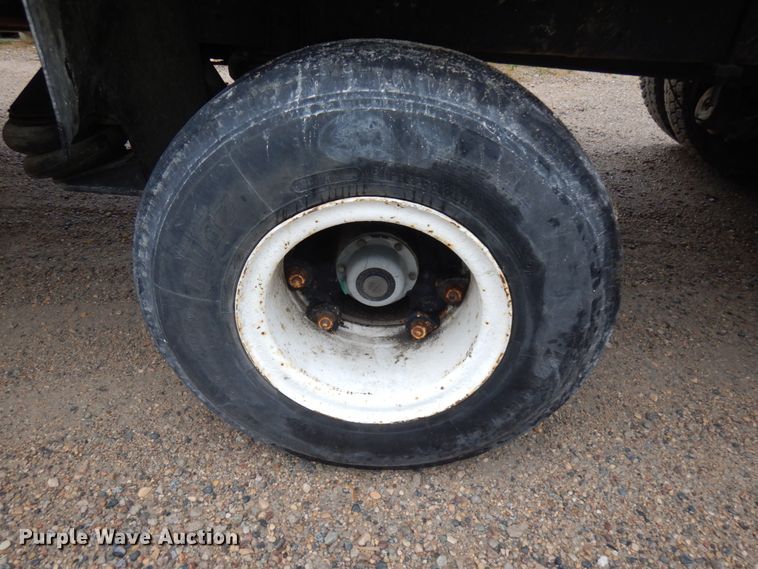 image for item JQ9321 1996 Mack CL713  crane truck