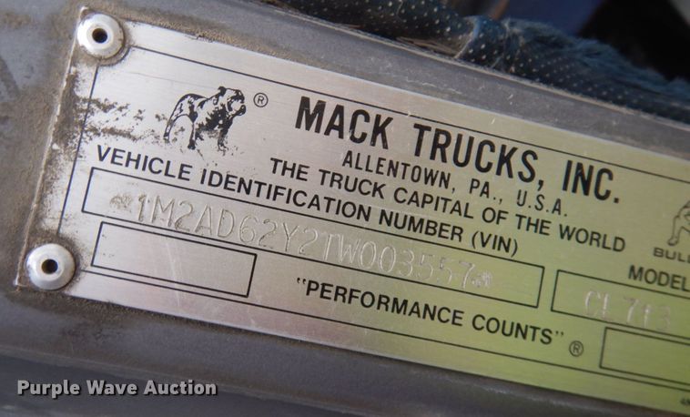 image for item JQ9321 1996 Mack CL713  crane truck