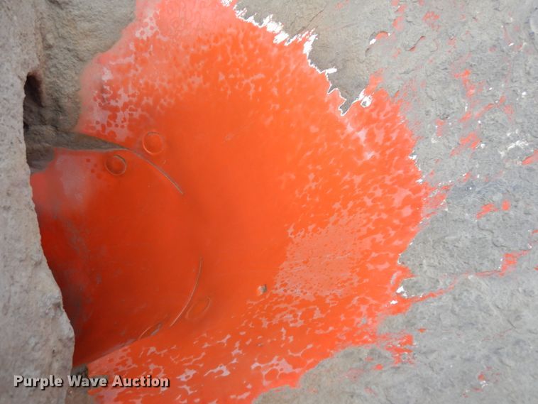 image for item JQ9322 2001 International 5500i  ready mix truck