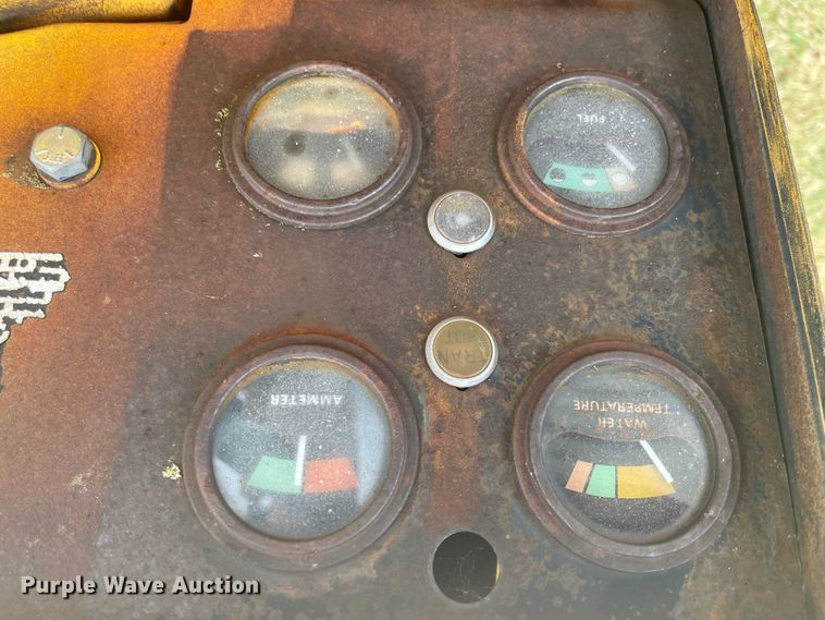 image for item JQ9450 1973 Case 580B  backhoe