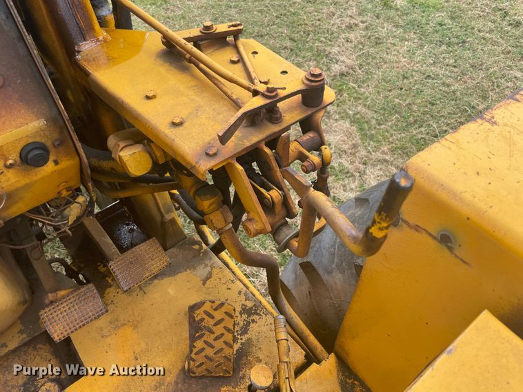 image for item JQ9450 1973 Case 580B  backhoe