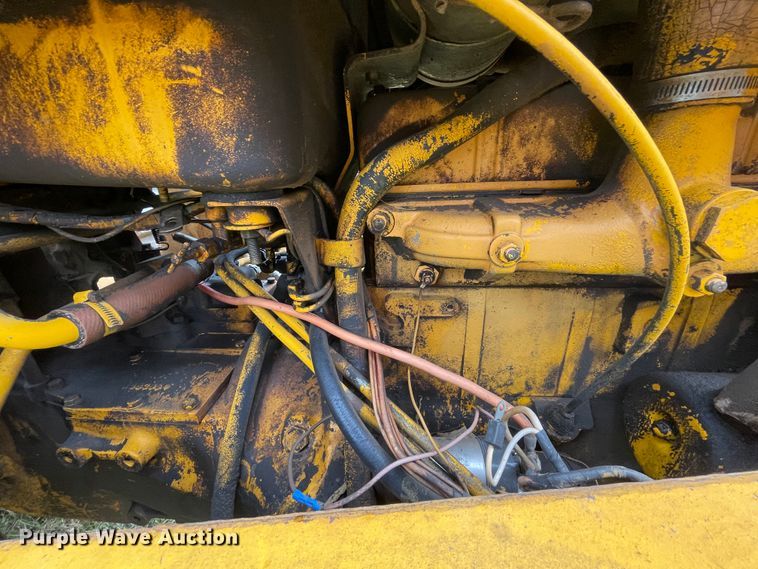 image for item JQ9450 1973 Case 580B  backhoe