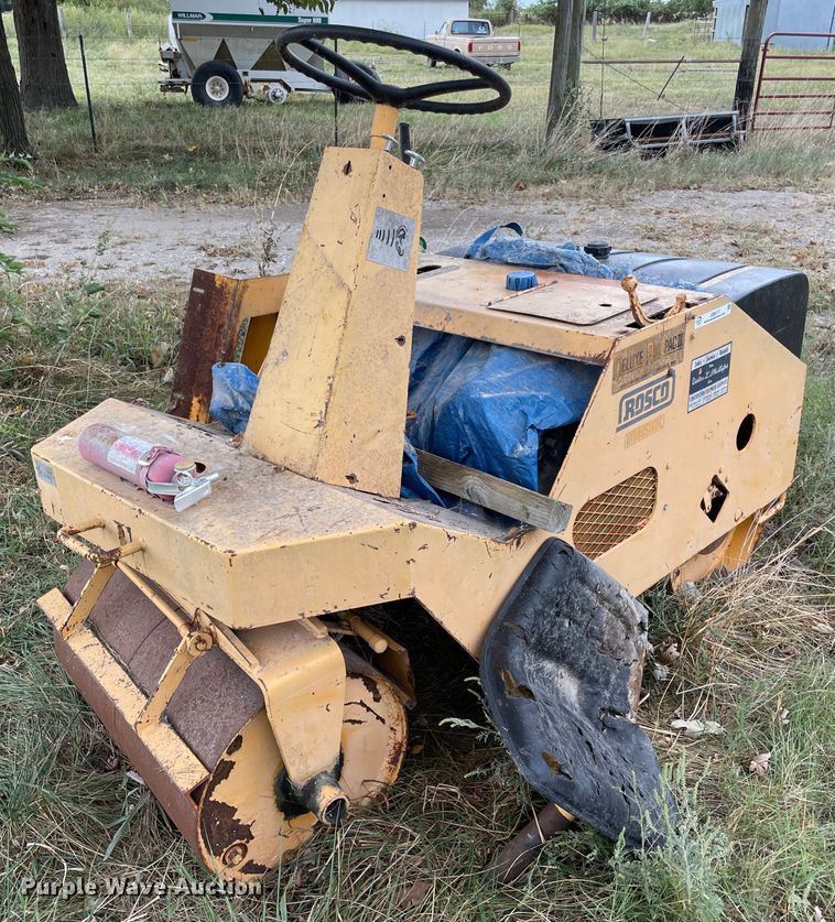 image for item JQ9517 Rosco Deluxe Rollpac III  double drum roller