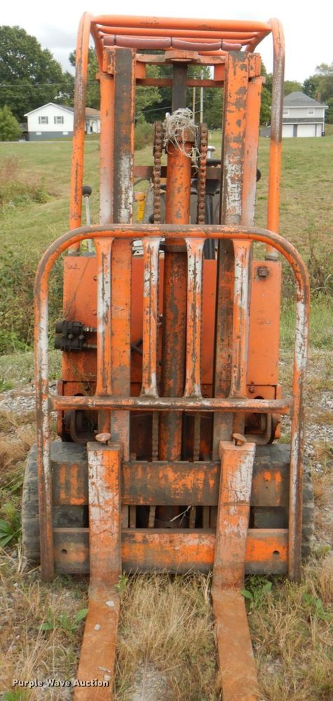 image for item JS9158 Yale  forklift