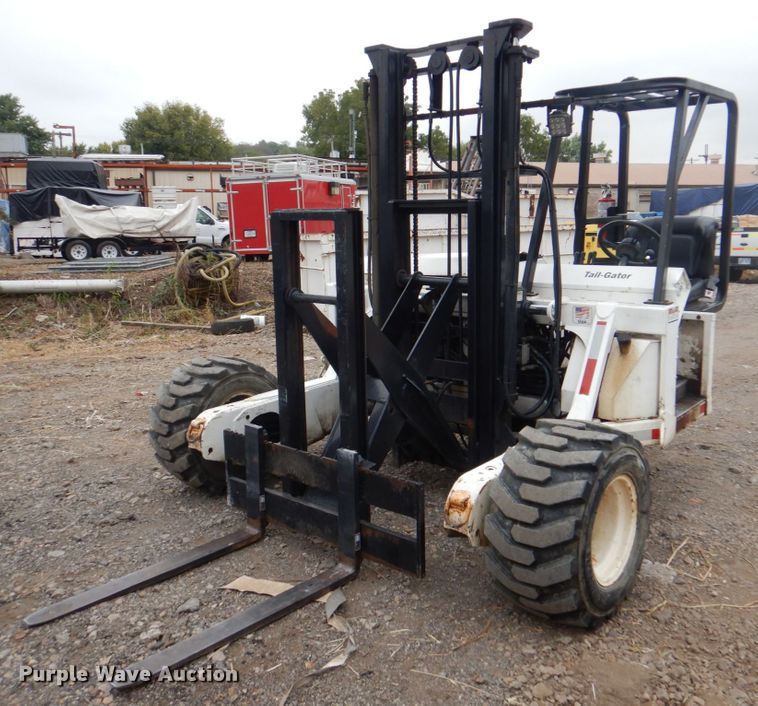 image for item JS9169 Tail Gator 500AWD  forklift