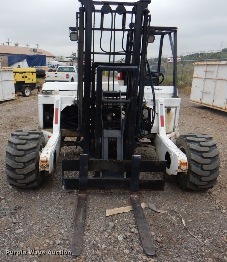 image for item JS9169 Tail Gator 500AWD  forklift