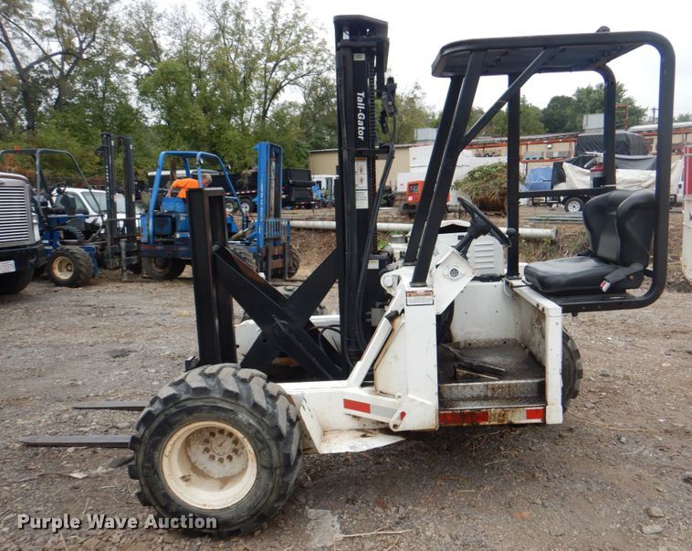 image for item JS9169 Tail Gator 500AWD  forklift