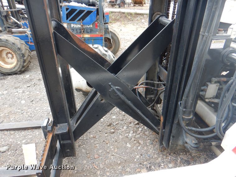 image for item JS9169 Tail Gator 500AWD  forklift