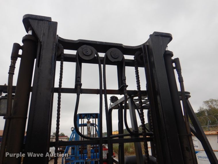 image for item JS9169 Tail Gator 500AWD  forklift