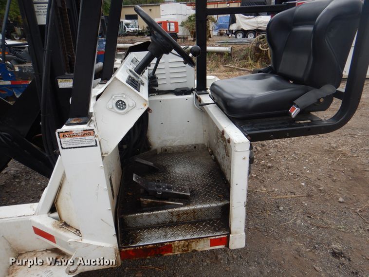 image for item JS9169 Tail Gator 500AWD  forklift