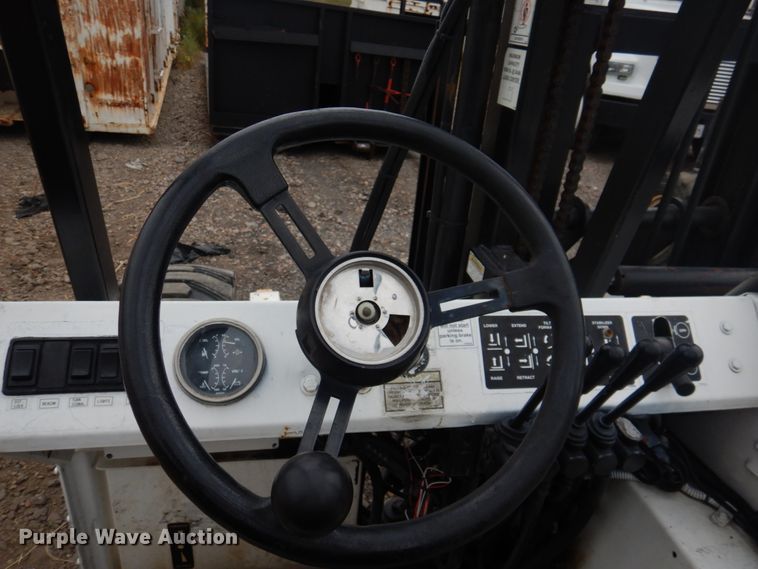 image for item JS9169 Tail Gator 500AWD  forklift