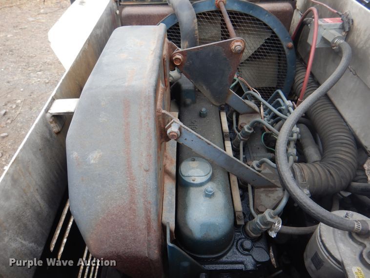 image for item JS9169 Tail Gator 500AWD  forklift