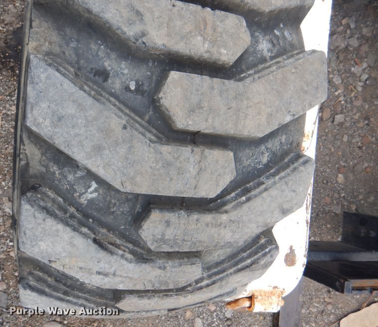 image for item JS9169 Tail Gator 500AWD  forklift