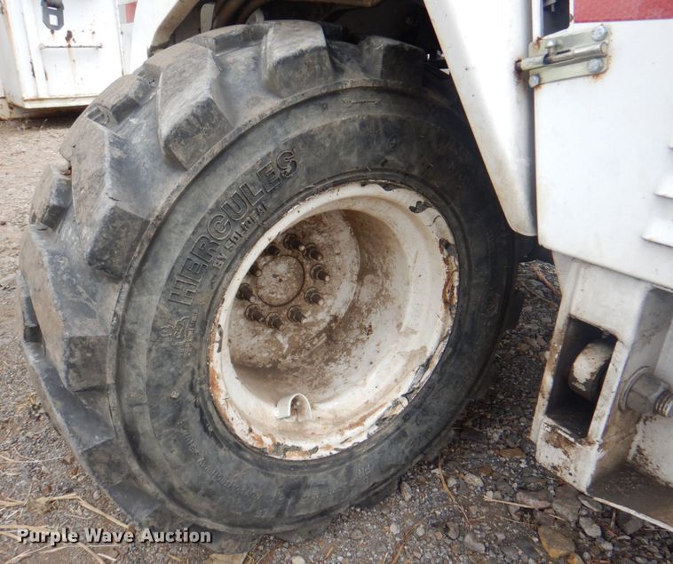 image for item JS9169 Tail Gator 500AWD  forklift