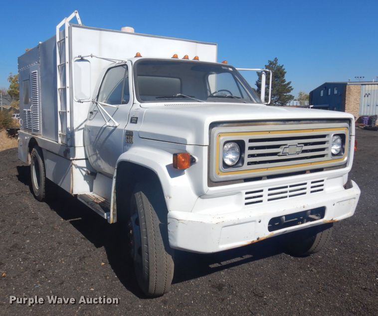 image for item JZ9835 1979 GMC C70  sewer jetter truck