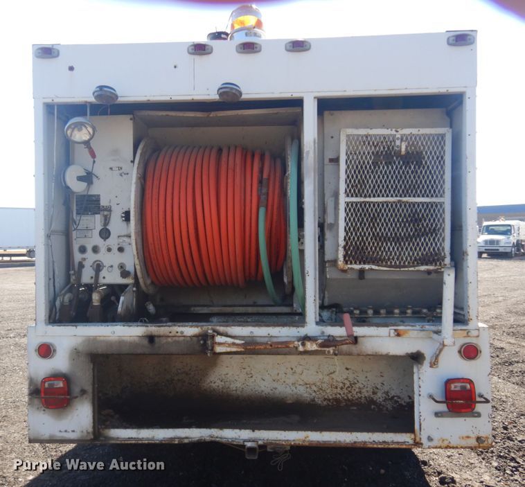 image for item JZ9835 1979 GMC C70  sewer jetter truck