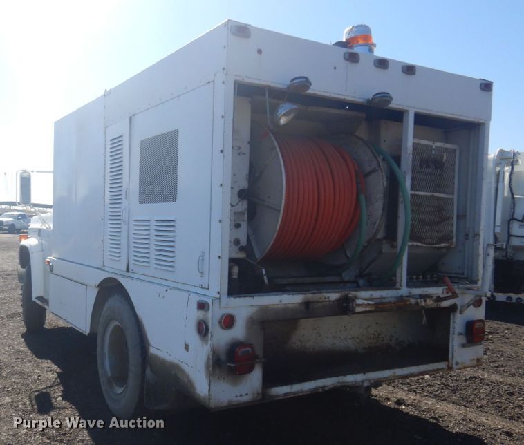 image for item JZ9835 1979 GMC C70  sewer jetter truck