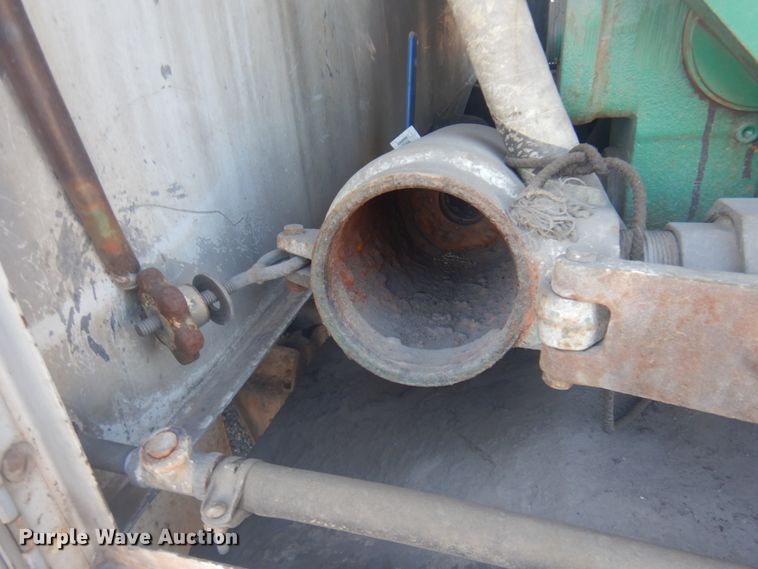 image for item JZ9835 1979 GMC C70  sewer jetter truck