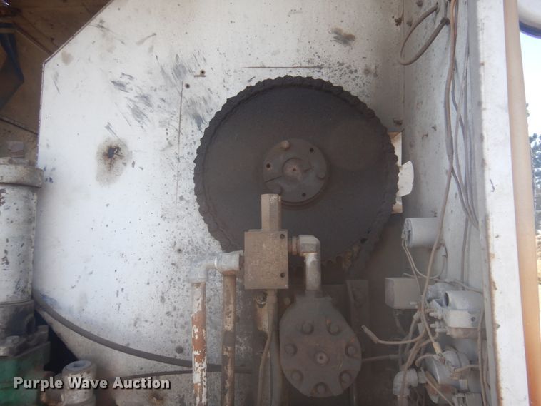 image for item JZ9835 1979 GMC C70  sewer jetter truck