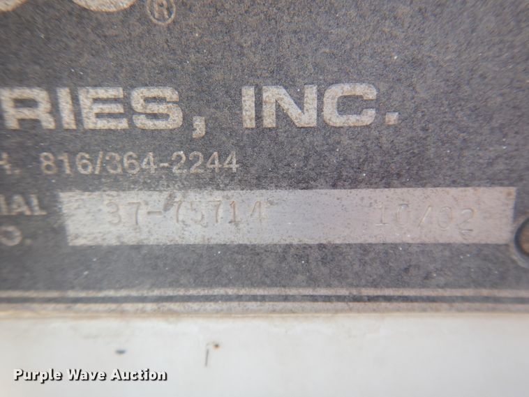 image for item JZ9841 2003 International 7400  digger derrick truck