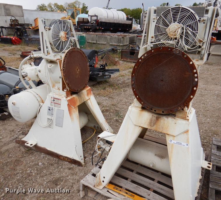 (2) ready mix turn tables in Newton, IA | Item KA9395 sold | Purple Wave