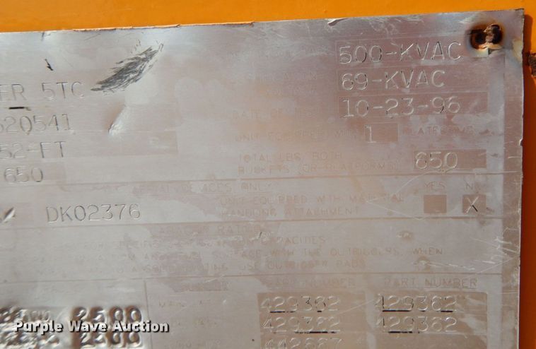 image for item KI9464 1997 International 4900  bucket truck