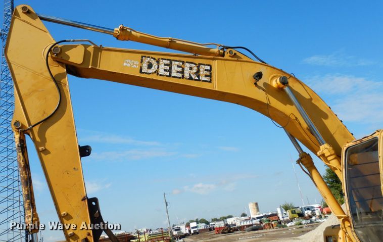 image for item KI9465 John Deere 230LC  excavator