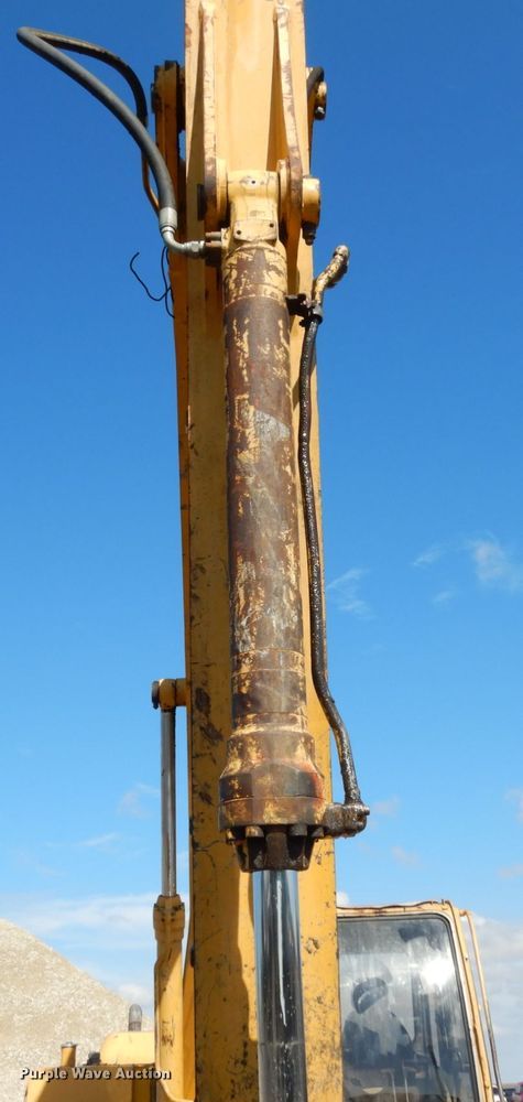 image for item KI9465 John Deere 230LC  excavator