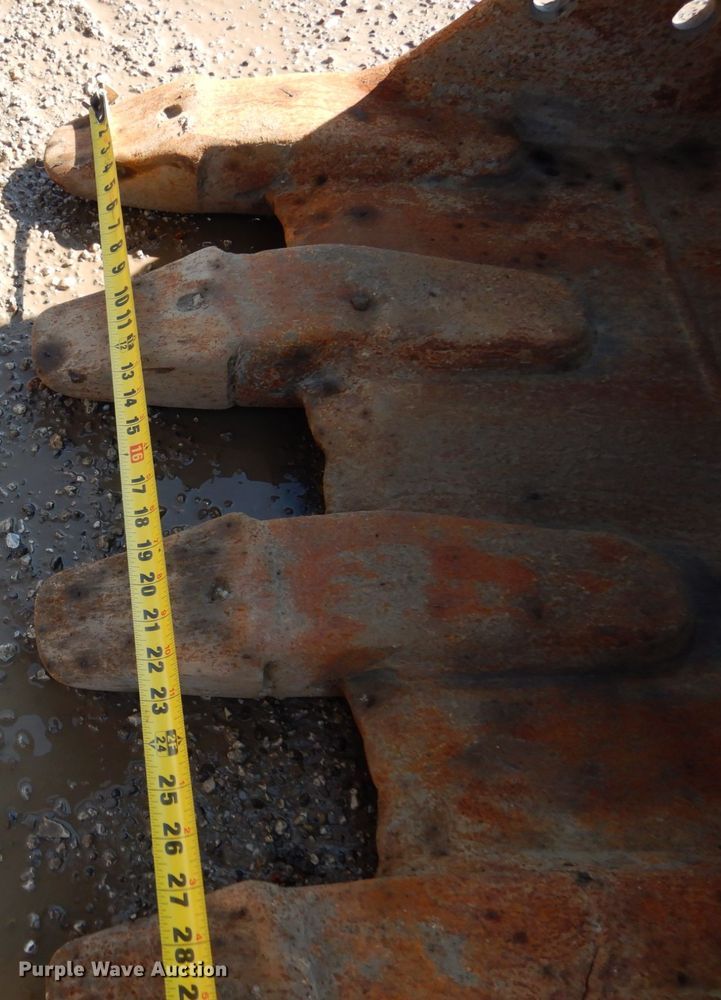 image for item KI9465 John Deere 230LC  excavator