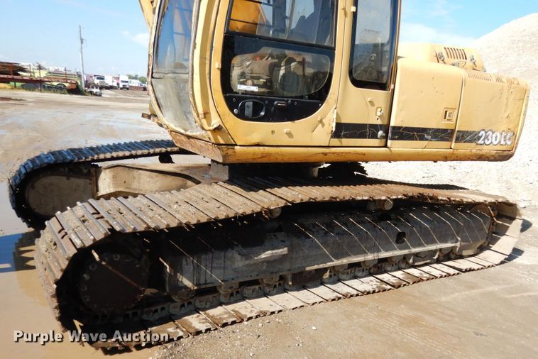 image for item KI9465 John Deere 230LC  excavator