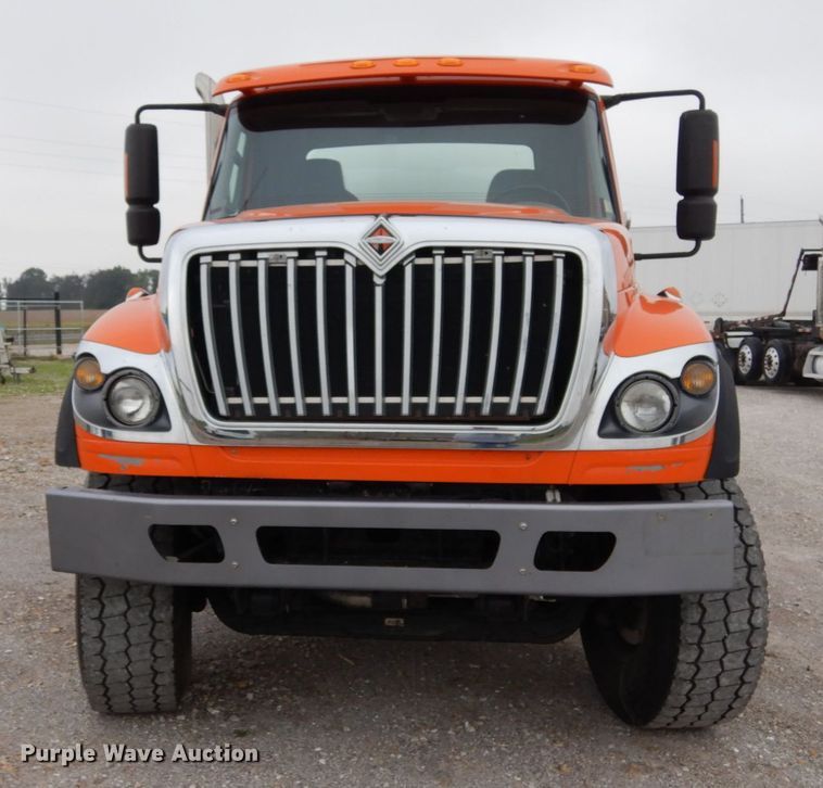 image for item KI9473 2012 International 7400  vacuum truck