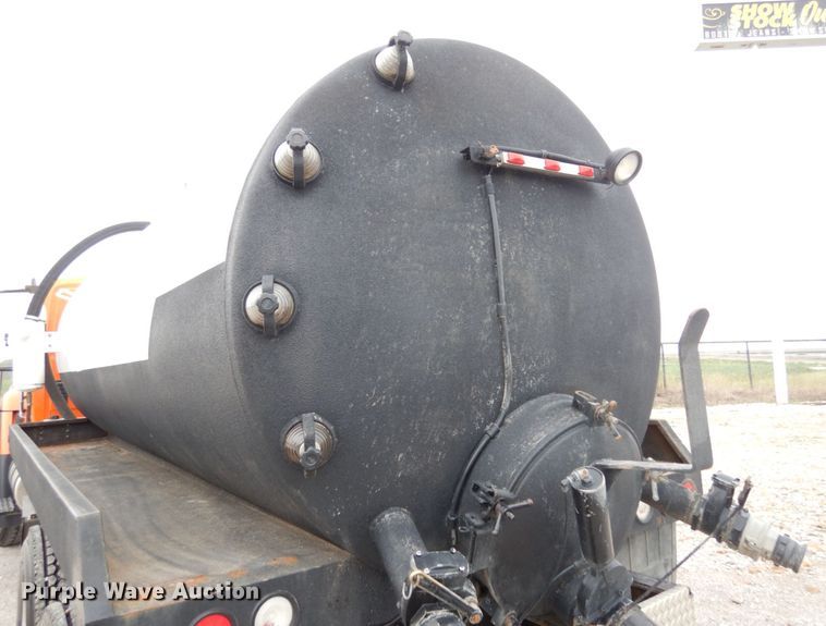 image for item KI9473 2012 International 7400  vacuum truck