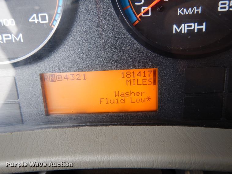 image for item KI9473 2012 International 7400  vacuum truck