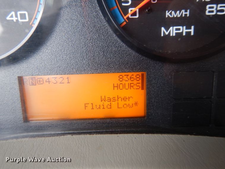 image for item KI9473 2012 International 7400  vacuum truck