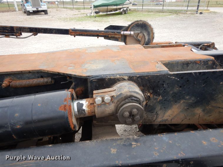 image for item KI9474 2007 Peterbilt 357  hook lift truck