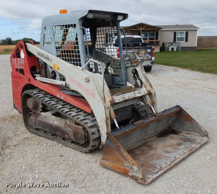 image for item KI9477 2011 Takeuchi TL230  tracked skid steer loader