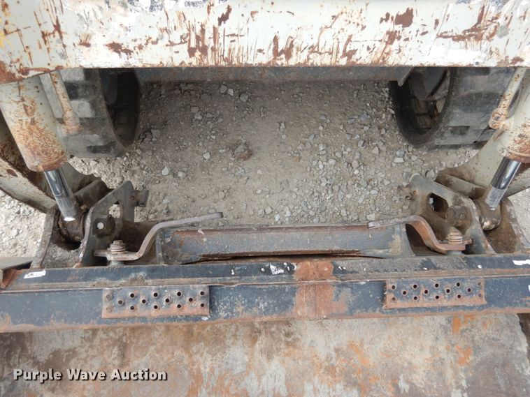 image for item KI9477 2011 Takeuchi TL230  tracked skid steer loader