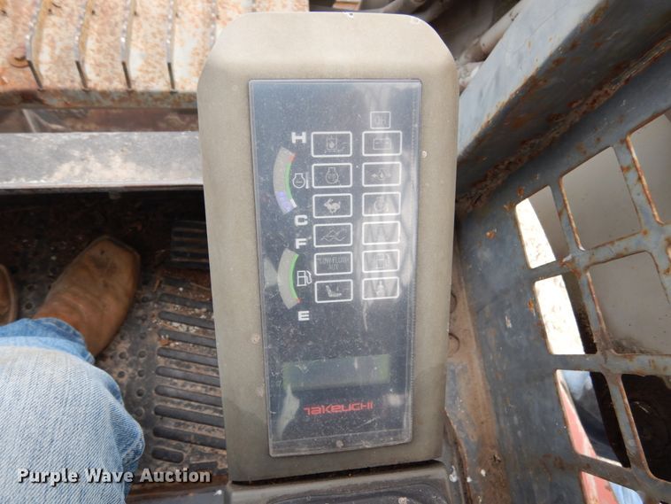 image for item KI9477 2011 Takeuchi TL230  tracked skid steer loader