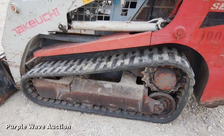 image for item KI9477 2011 Takeuchi TL230  tracked skid steer loader