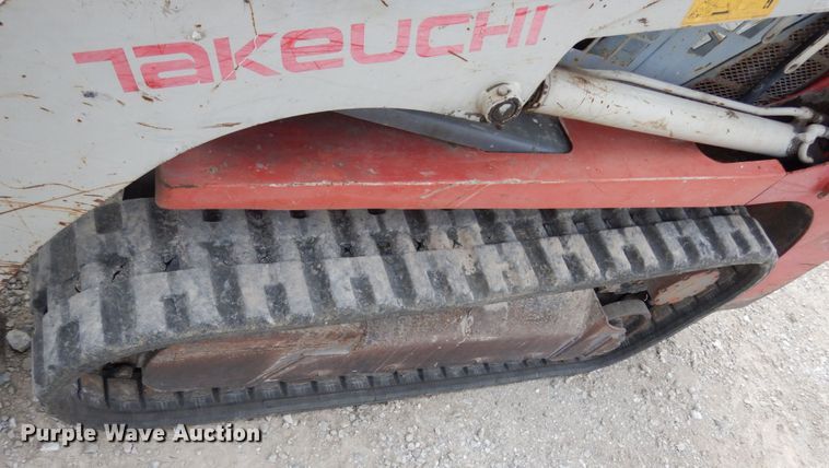 image for item KI9477 2011 Takeuchi TL230  tracked skid steer loader