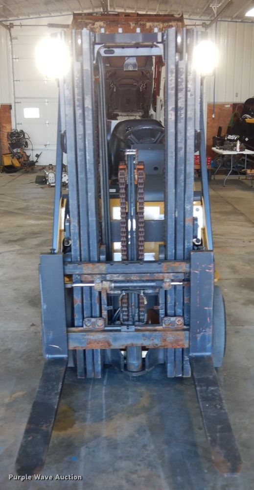 image for item KI9479 2013 Caterpillar 2C6000  forklift