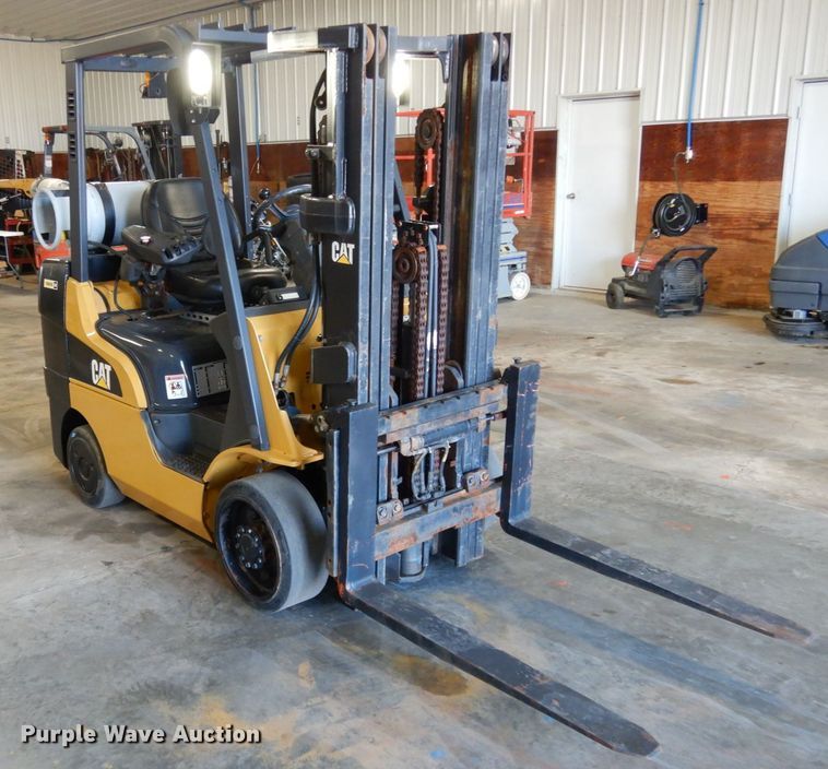 image for item KI9479 2013 Caterpillar 2C6000  forklift