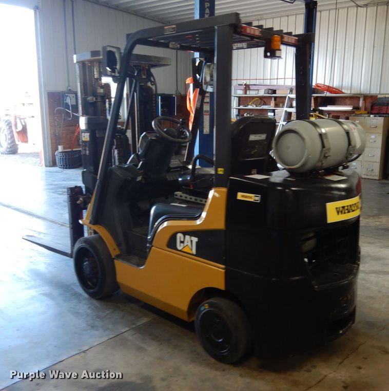 image for item KI9479 2013 Caterpillar 2C6000  forklift