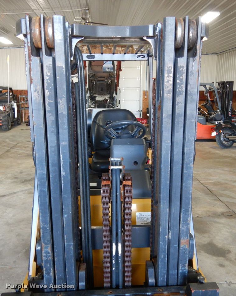 image for item KI9479 2013 Caterpillar 2C6000  forklift