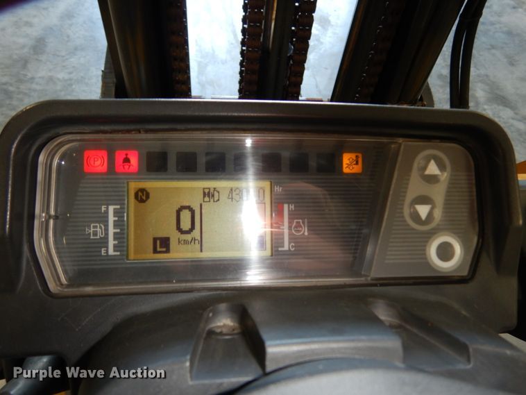 image for item KI9479 2013 Caterpillar 2C6000  forklift